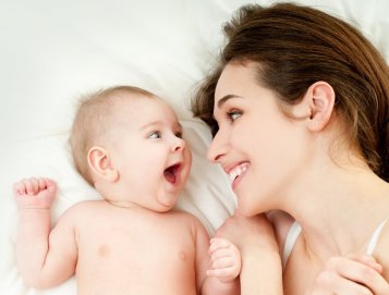 Jak podpořit vývoj novorozence či kojence - důležité milníky a aktivity
